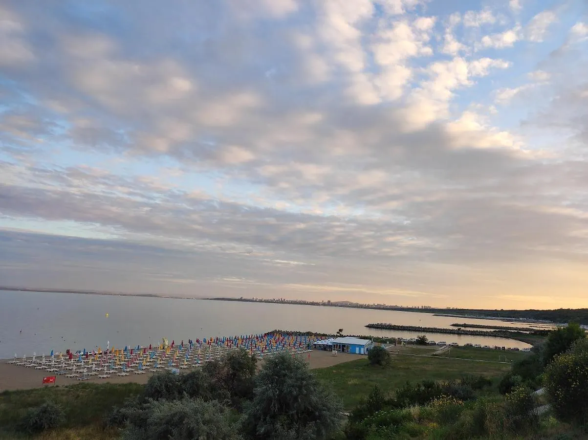 Прекрасен Апартамент С Изглед Към Морето Сарафово 1 Burgas